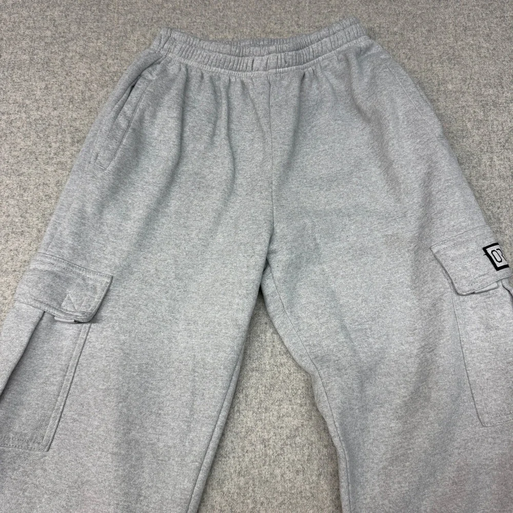 Unbranded Cargo Sweatpants Medium Gray Fleece Lined Elastic Waist Streetwear